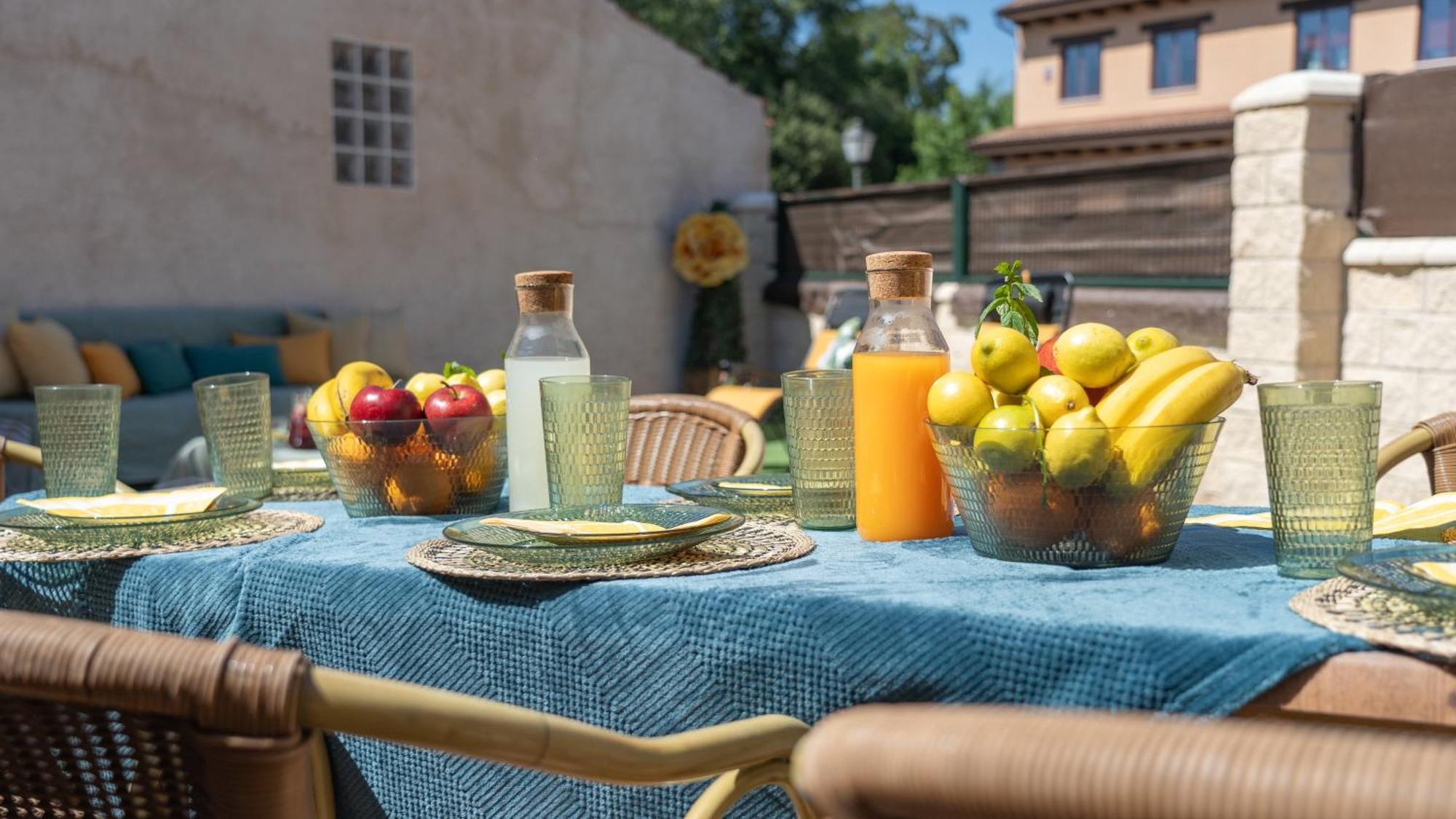 Villa La Casa De La Abuela Mari Trescasas Esterno foto