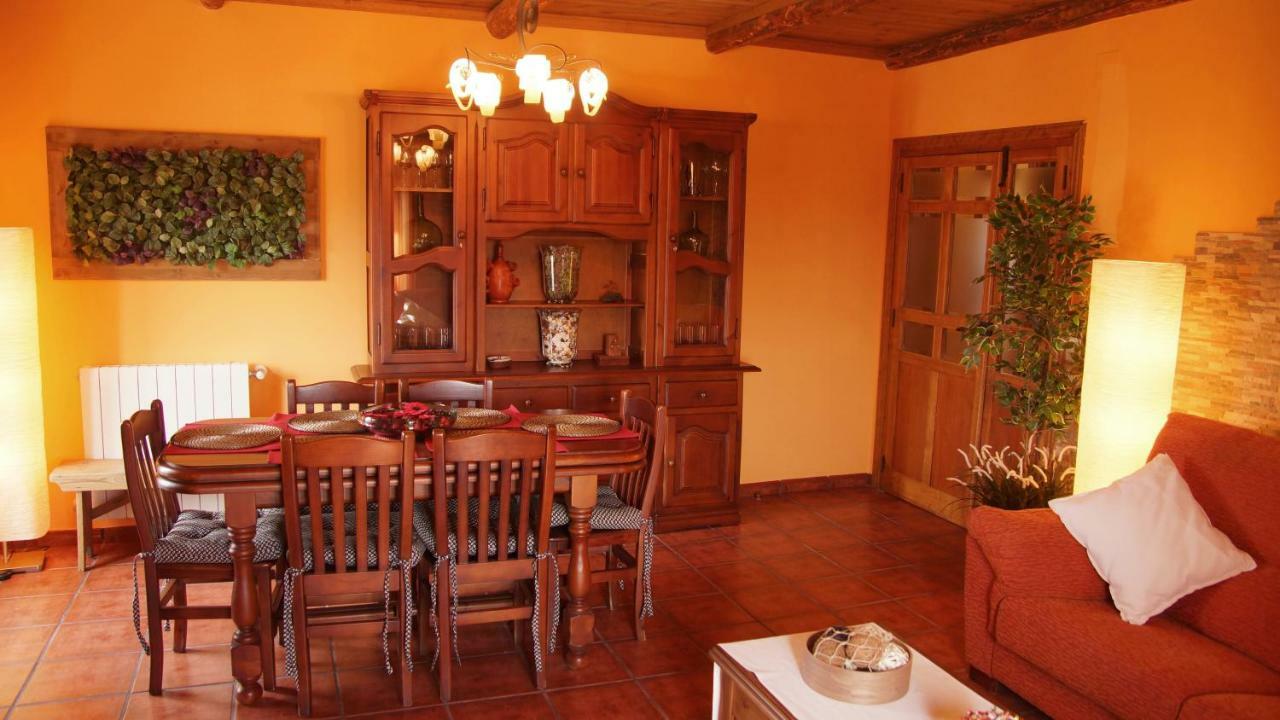 Villa La Casa De La Abuela Mari Trescasas Esterno foto
