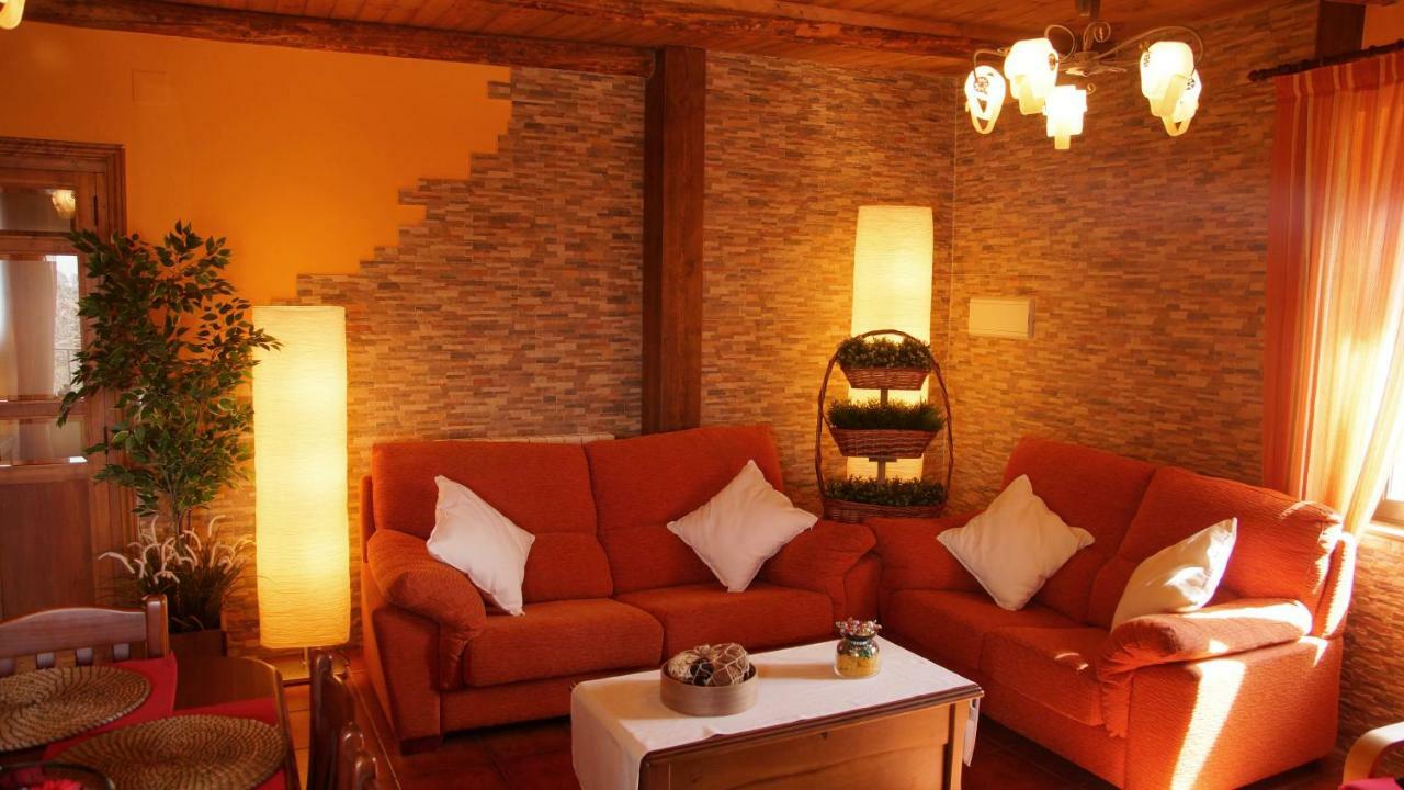 Villa La Casa De La Abuela Mari Trescasas Esterno foto