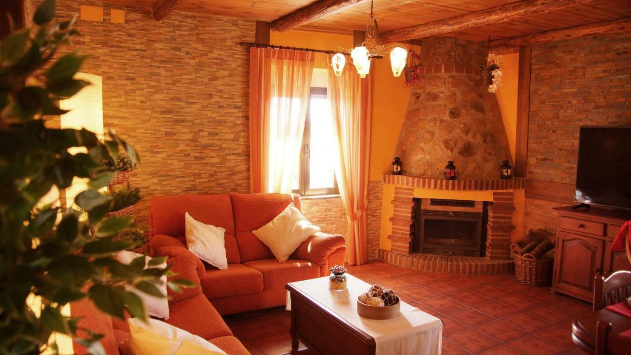 Villa La Casa De La Abuela Mari Trescasas Esterno foto