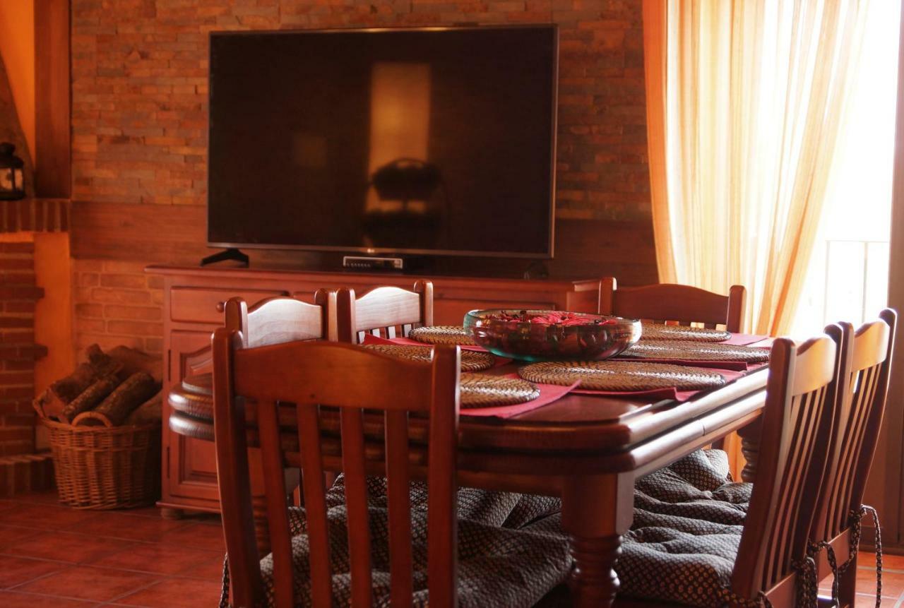 Villa La Casa De La Abuela Mari Trescasas Esterno foto