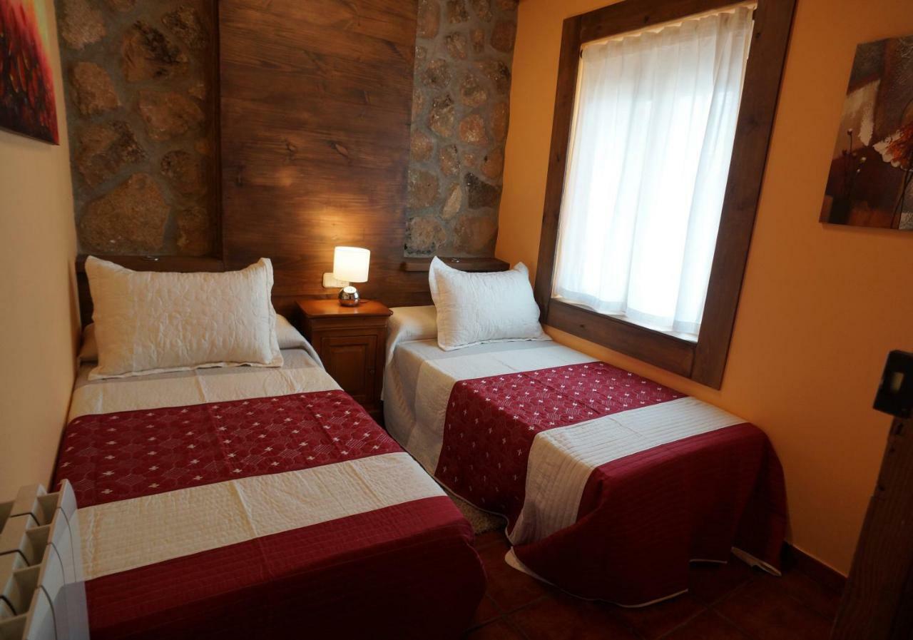 Villa La Casa De La Abuela Mari Trescasas Esterno foto