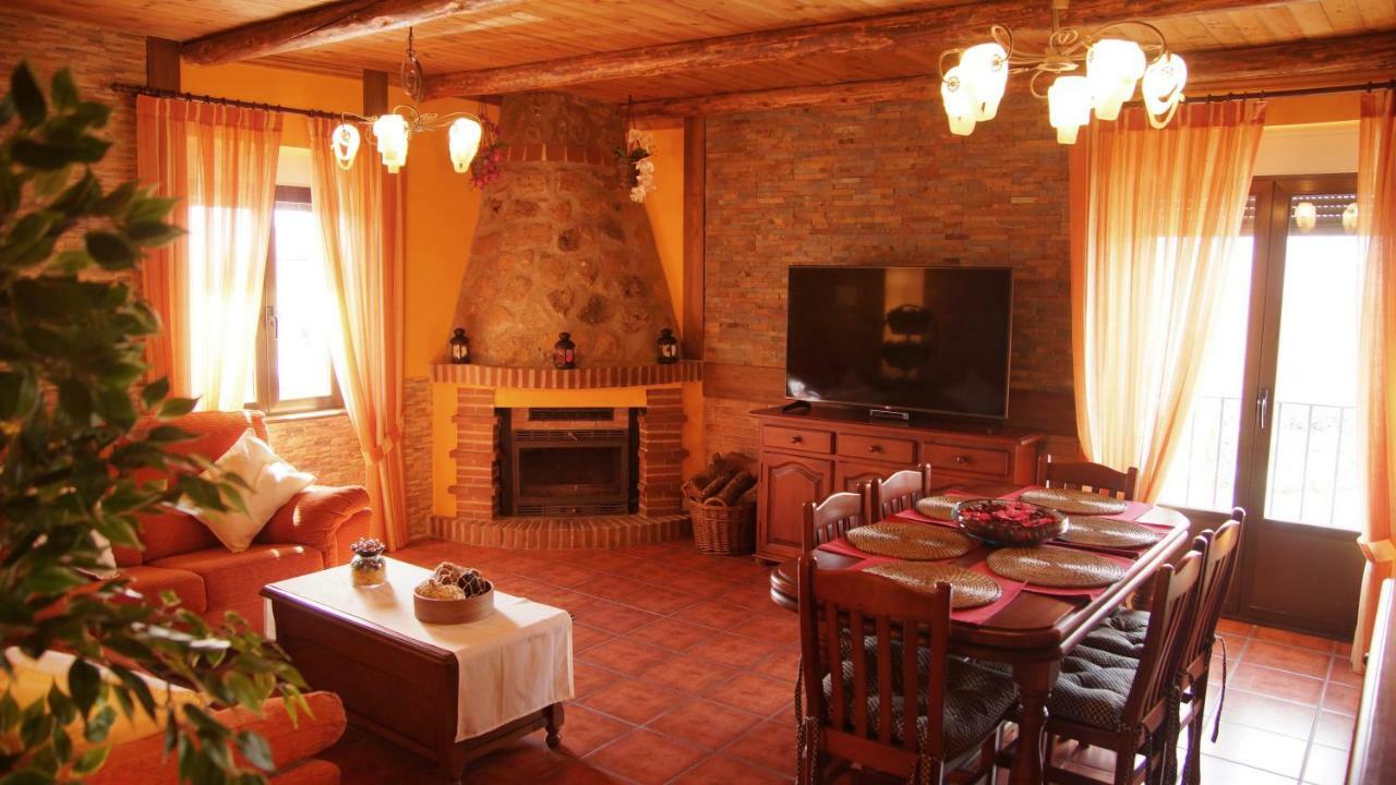 Villa La Casa De La Abuela Mari Trescasas Esterno foto