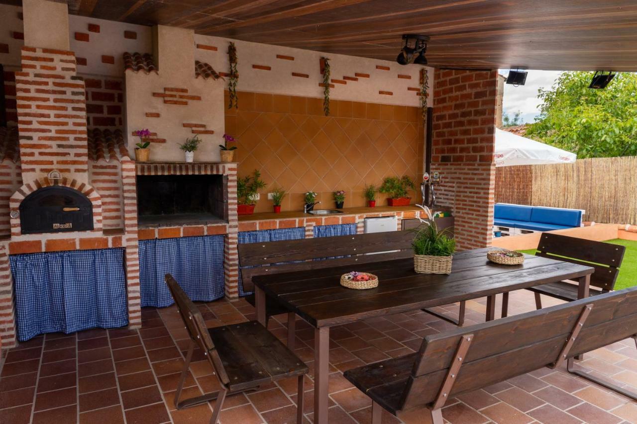 Villa La Casa De La Abuela Mari Trescasas Esterno foto