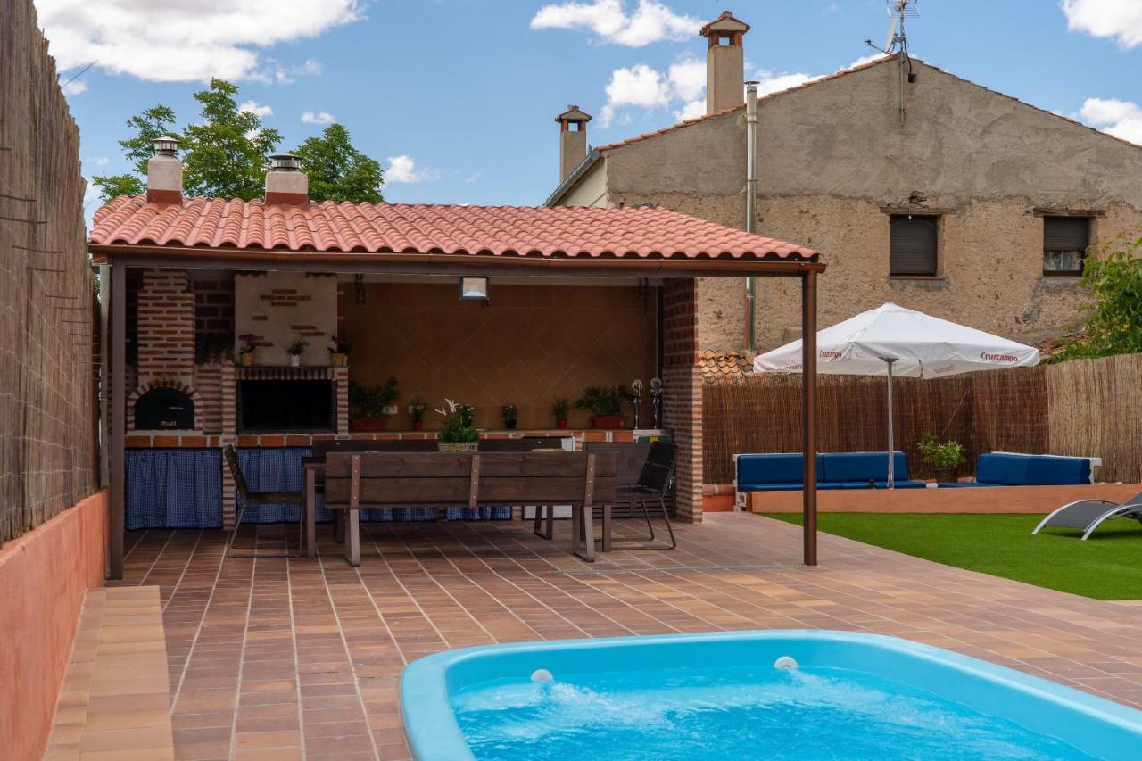 Villa La Casa De La Abuela Mari Trescasas Esterno foto