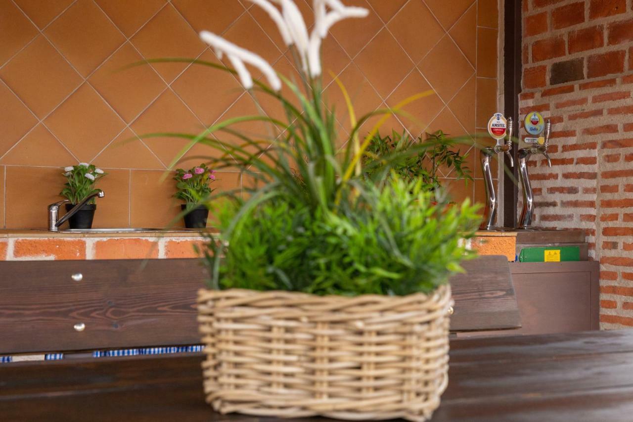 Villa La Casa De La Abuela Mari Trescasas Esterno foto