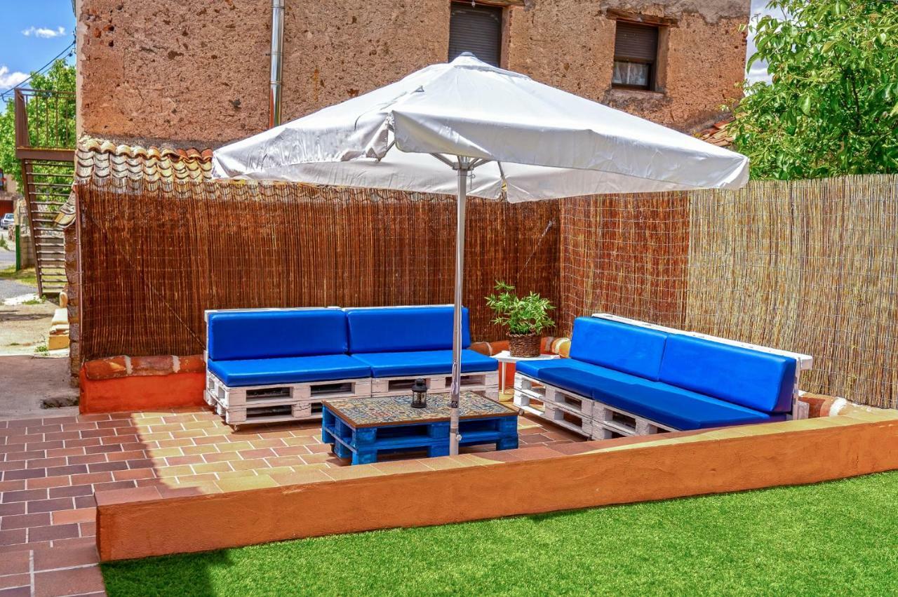 Villa La Casa De La Abuela Mari Trescasas Esterno foto